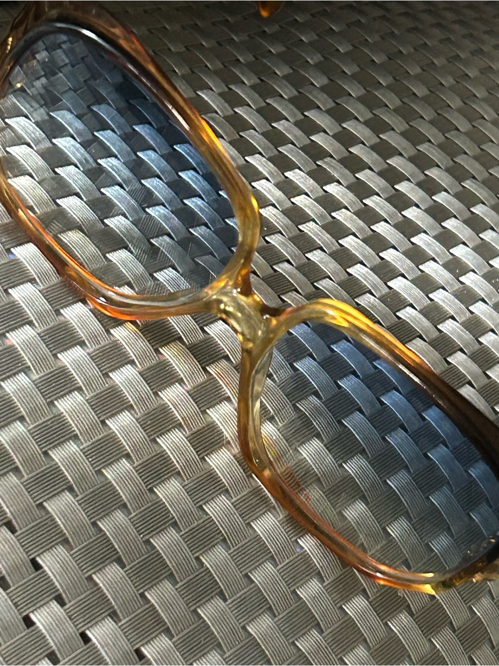 Glasses Cristian Dior Amber Tortoiseshell Sunglass Temple with Gold Detail - Picture 6 of 11